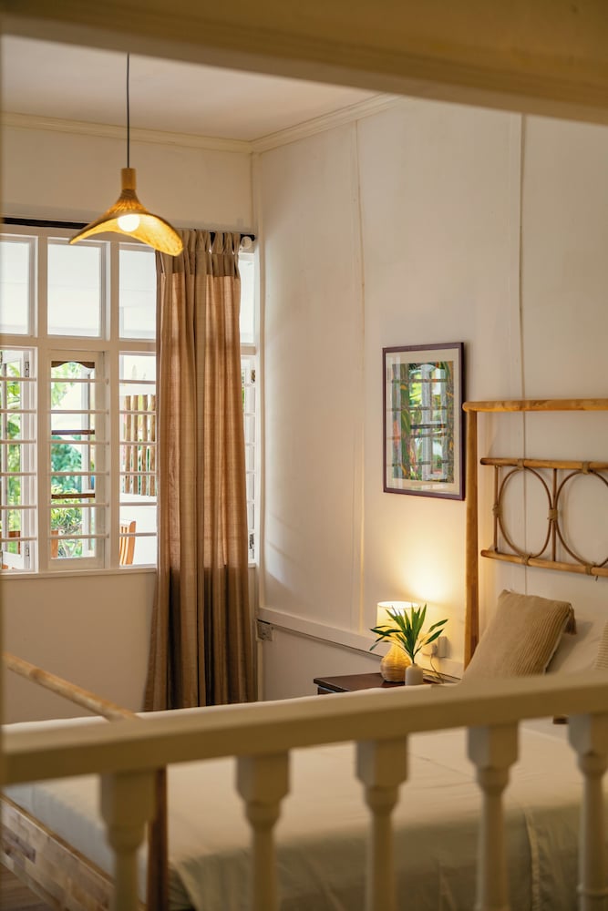 Beau Vallon Bungalows 32/50