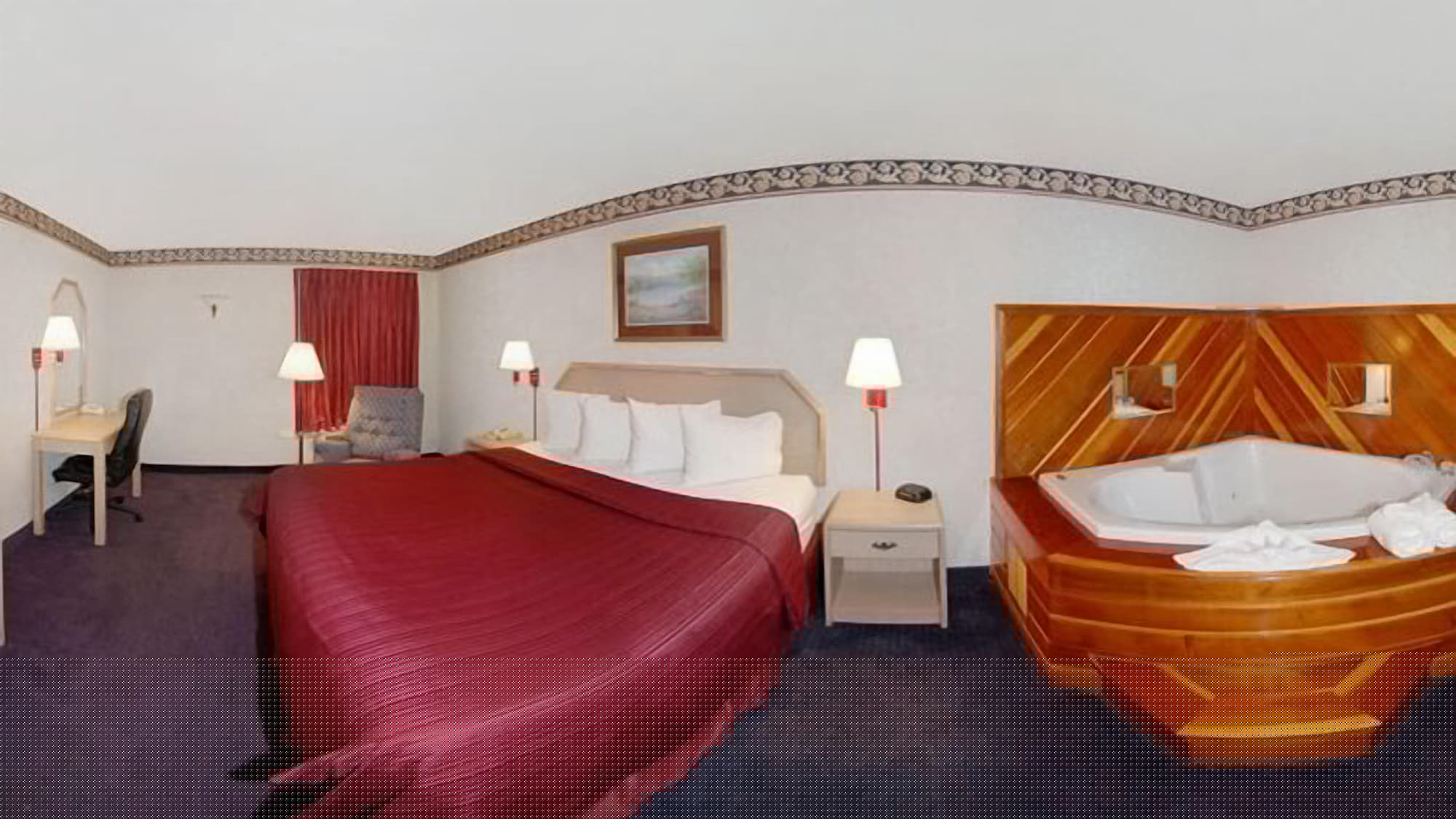 SUITE, KING BED