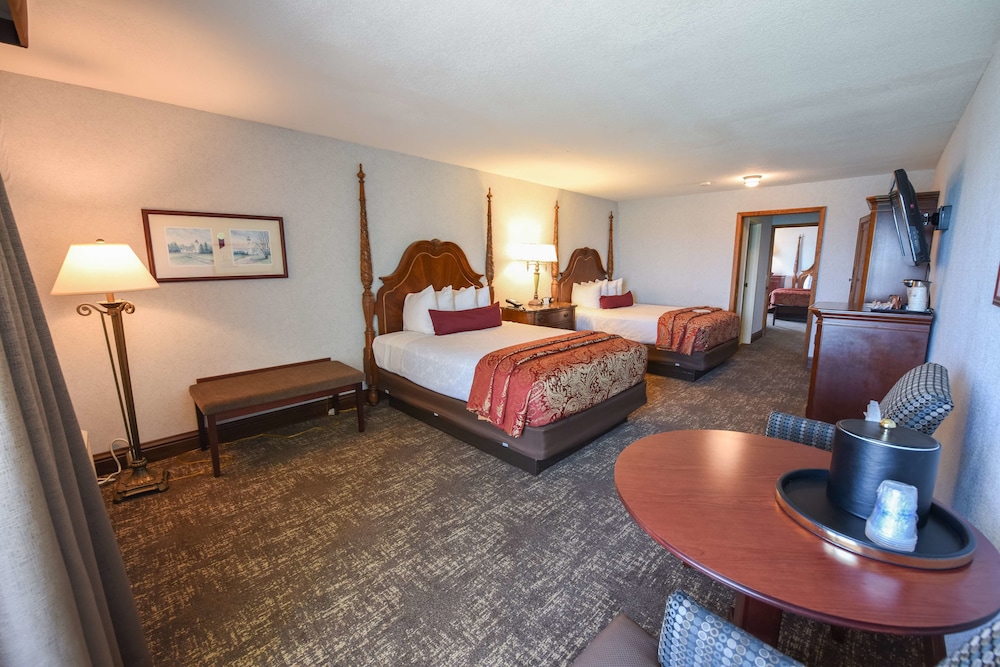 Best Western Plus Dockside Waterfront Inn 28/31