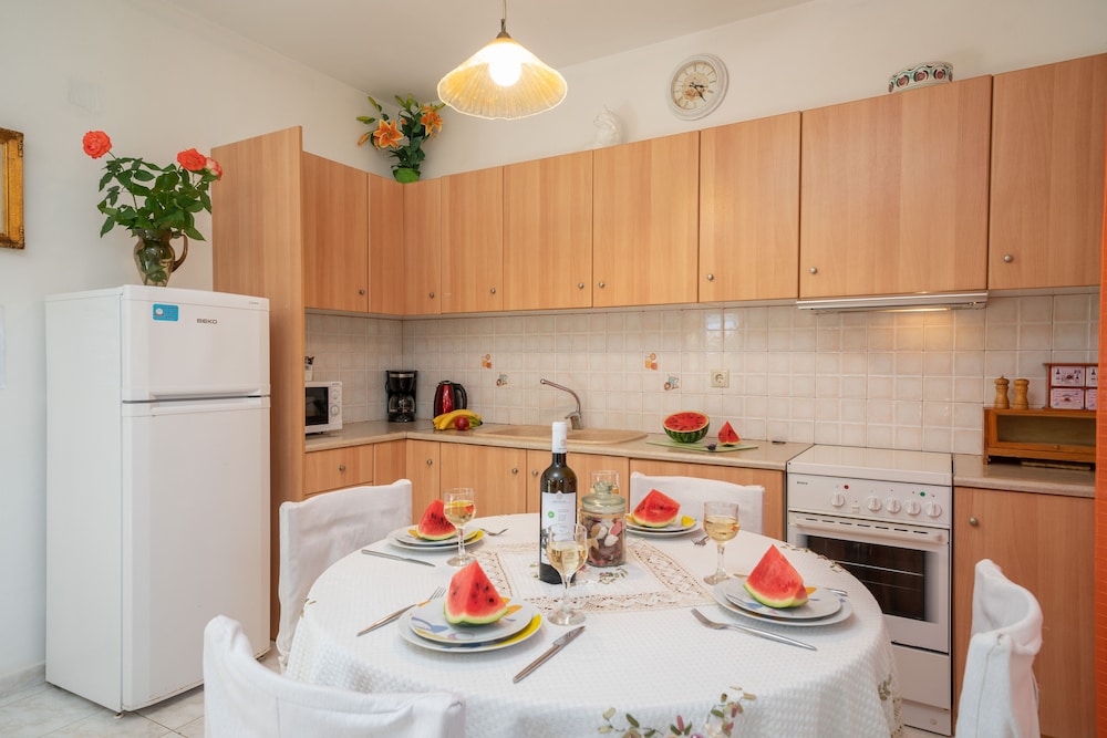 Monambeles Villas 47/76