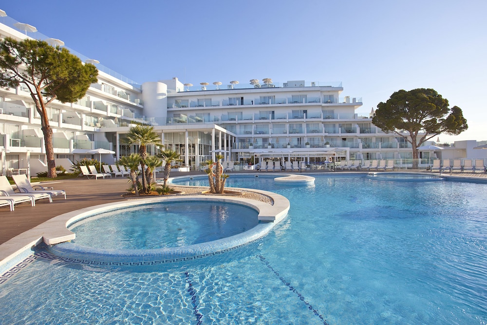 Ponent Mar Aparthotel 4/62