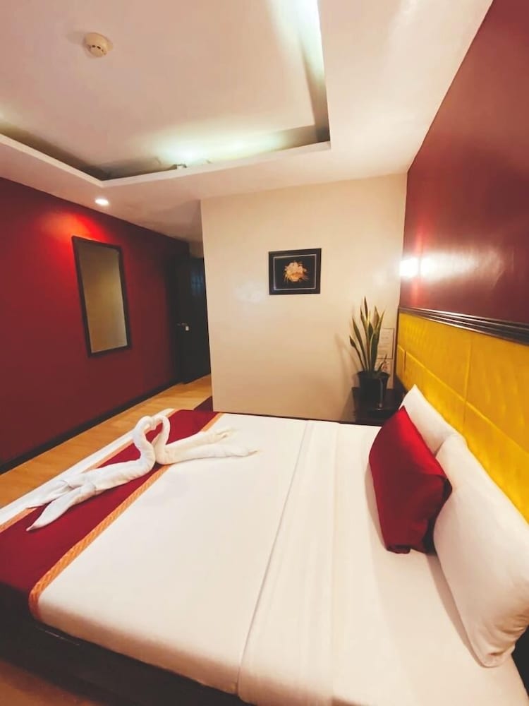 STANDARD, DOUBLE BED