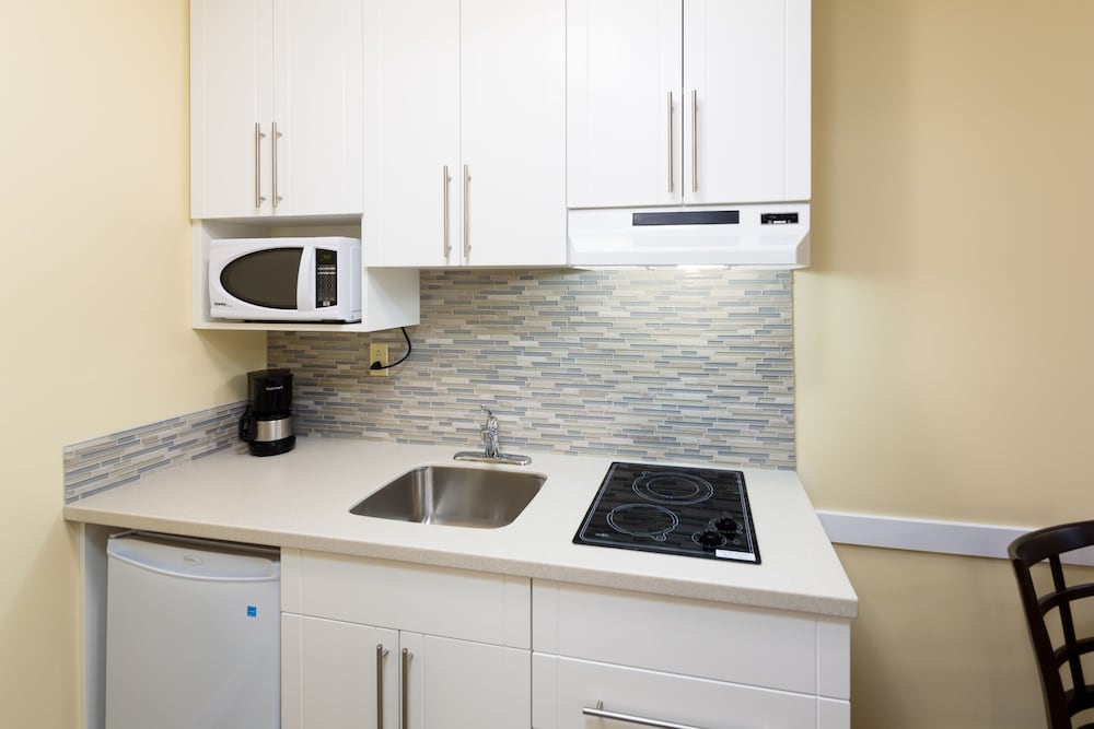 Siesta Suites 44/68