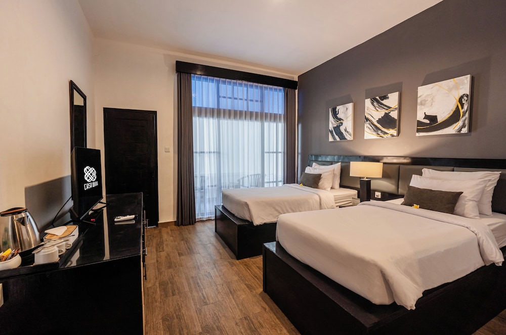 غرفة سوبيريور بسرير كوين بإطلالة على المسبح، Casa Wina Kuta 4/5
