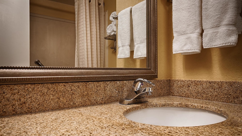 Best Western Plus Oak Mountain Inn 6/29