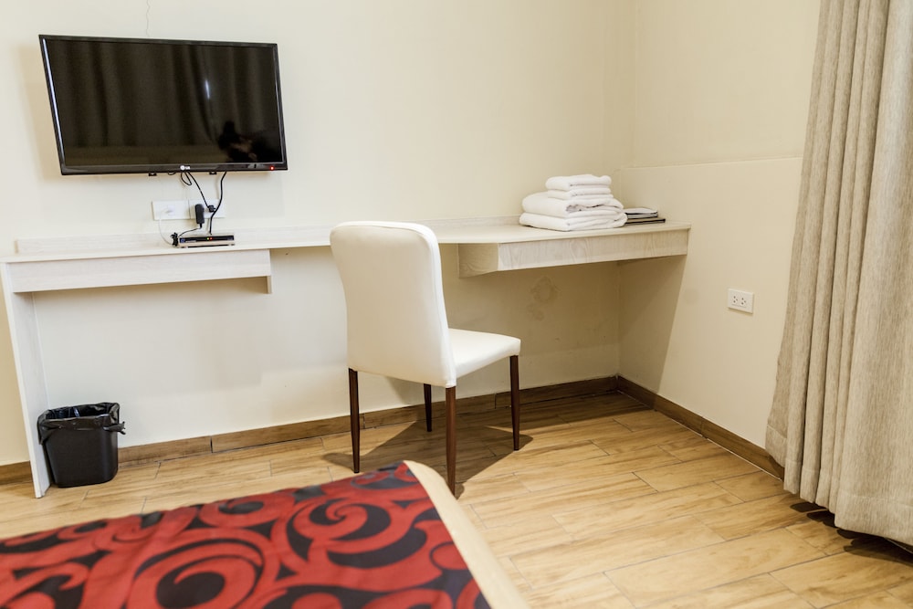 Central Boutique Hotel Vientiane 46/50