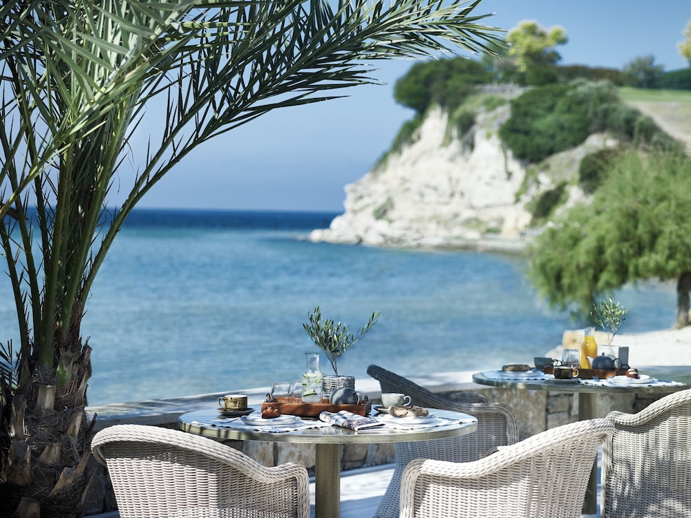 Sani Beach 36/83