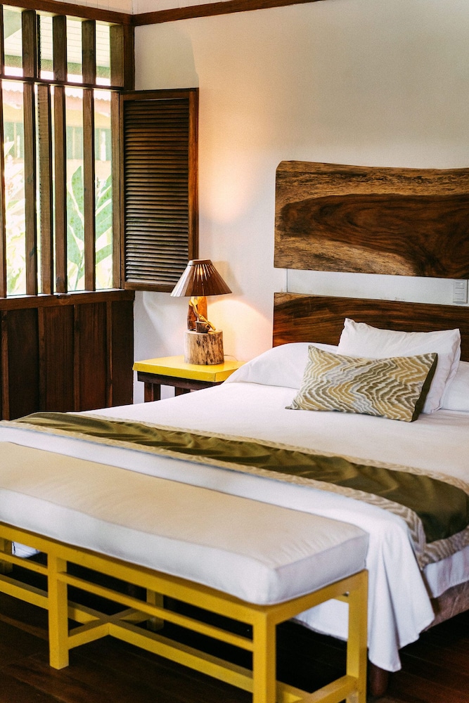 Mawamba Lodge 25/67