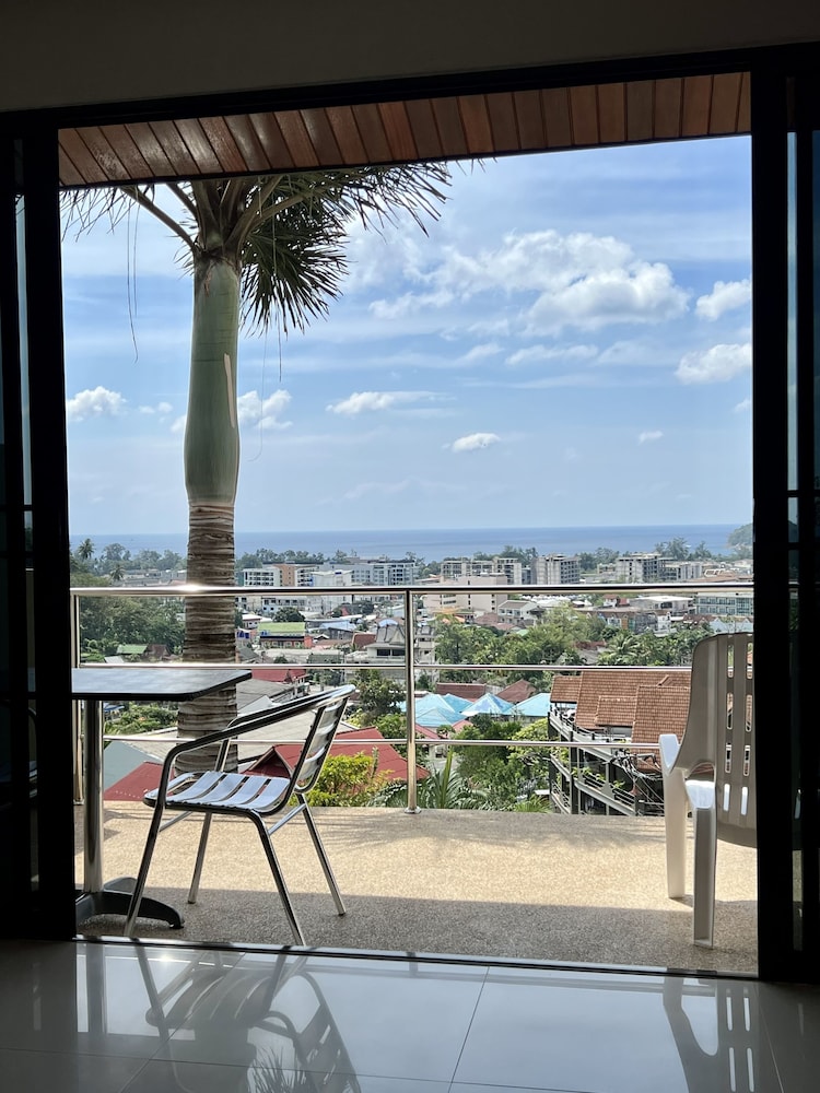 Mountain Sea View Luxury Apartments 40/72