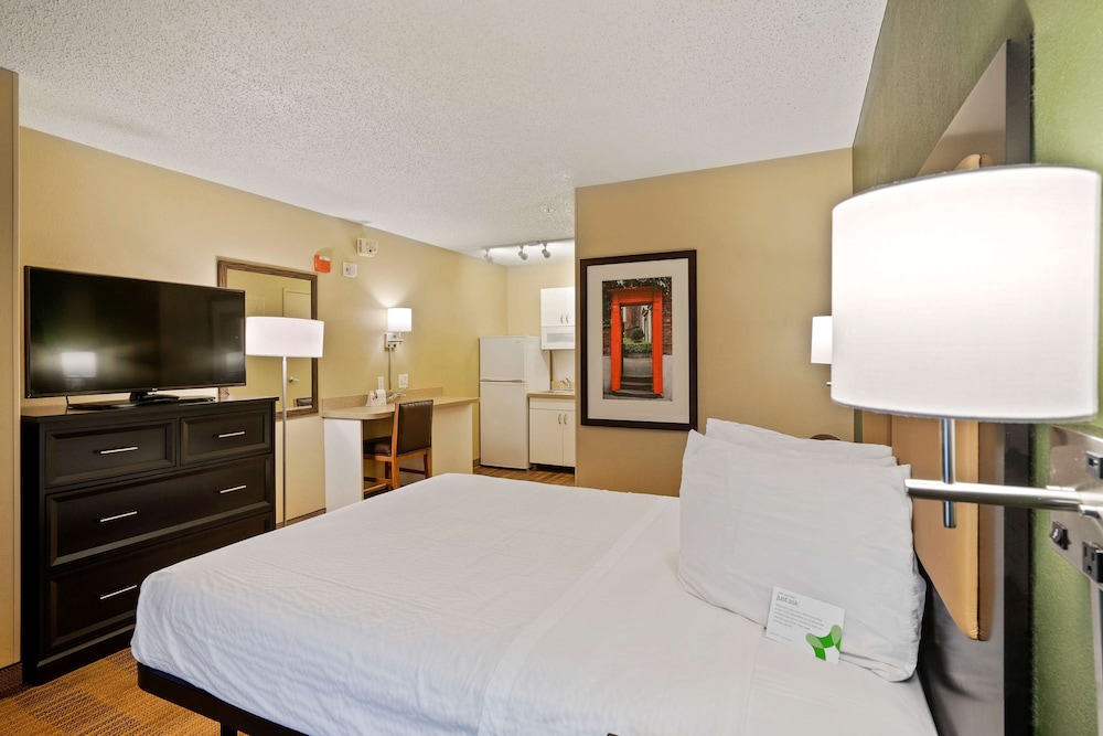 Extended Stay America - Washington DC - Reston 10/29