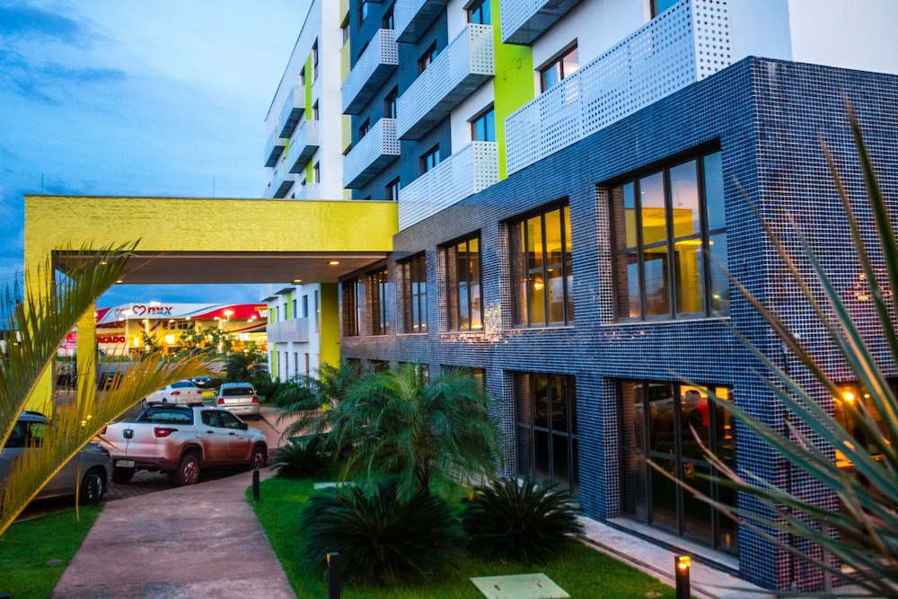 IBIS STYLES PARAUAPEBAS 12/75