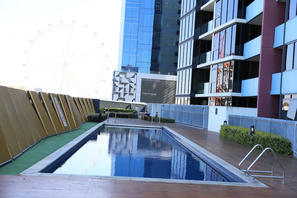 ACD Apartments 4/66