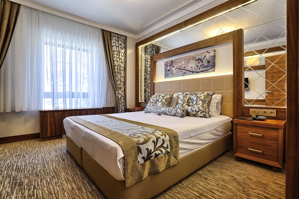 City Hotel Residence 8/42