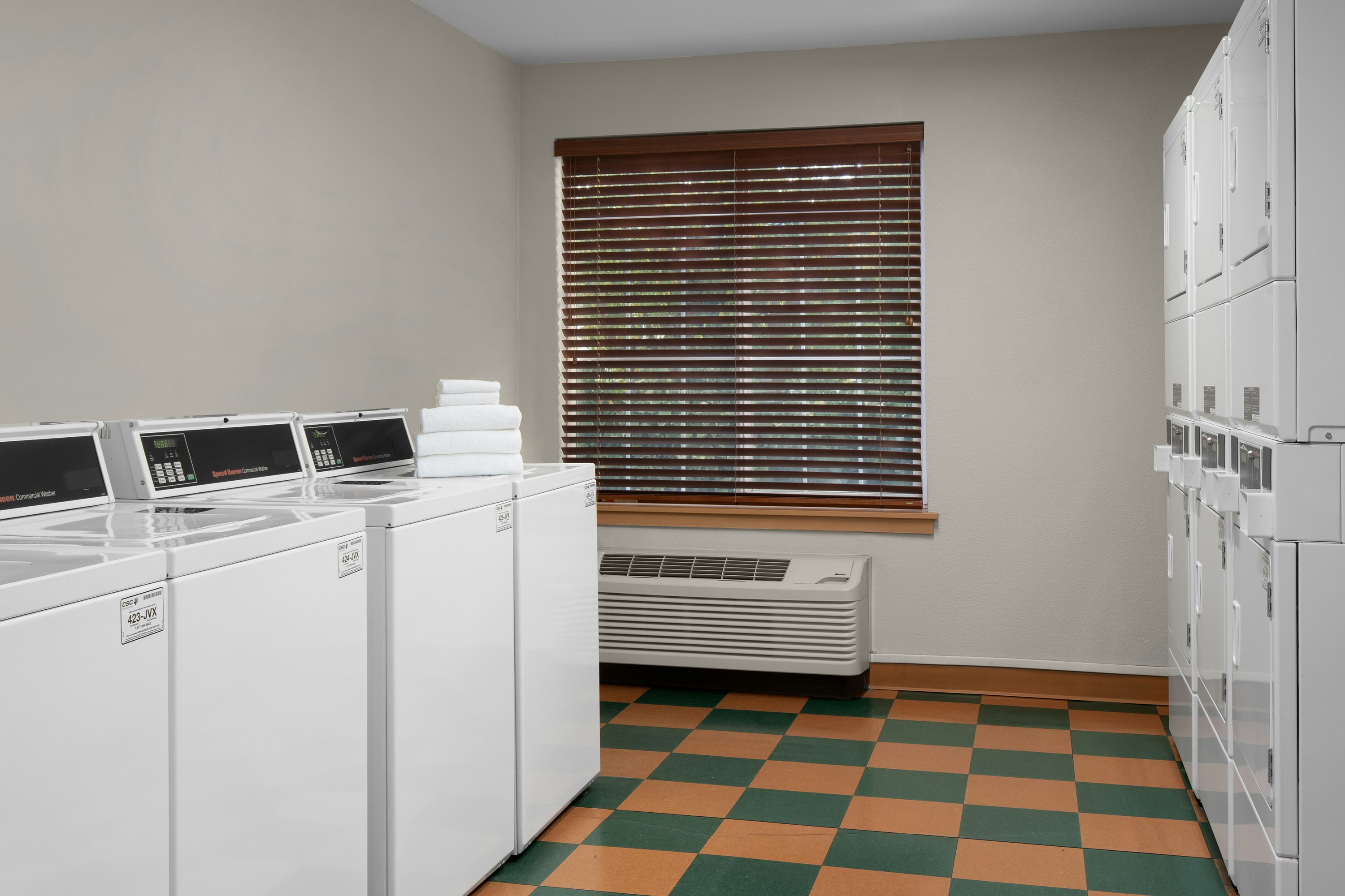 Larkspur Landing Campbell - An All-Suite Hotel 37/45