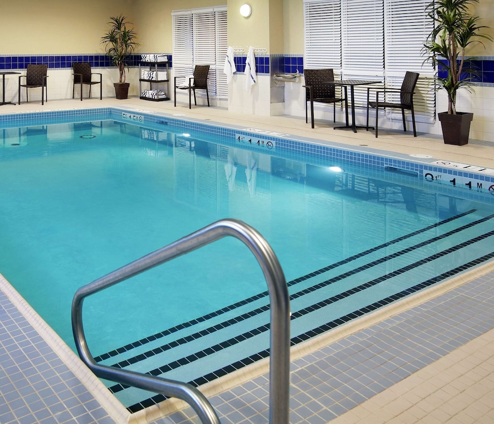 Hampton Inn by Hilton North Bay in NORTH BAY