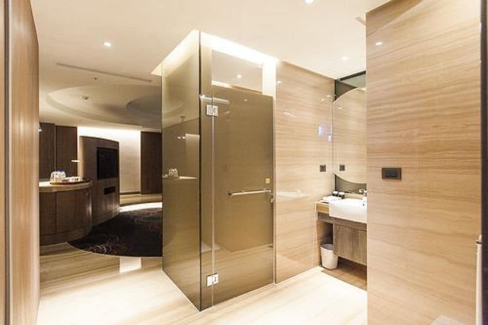 City Suites Kaohsiung Chenai 16/53