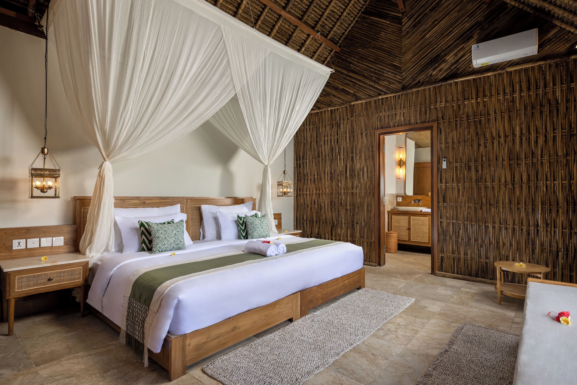 1 BEDROOM, VILLA