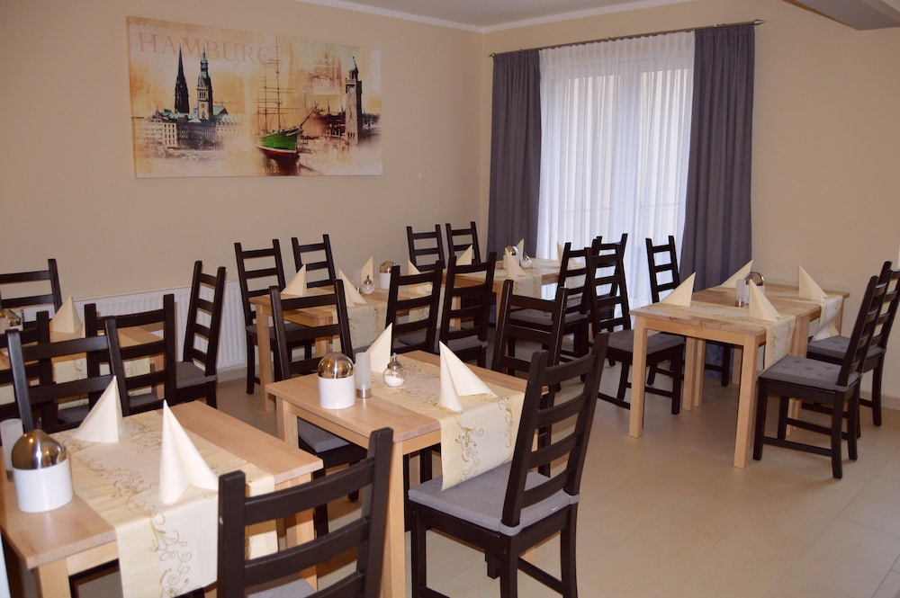 Hotel Jeta 38/50