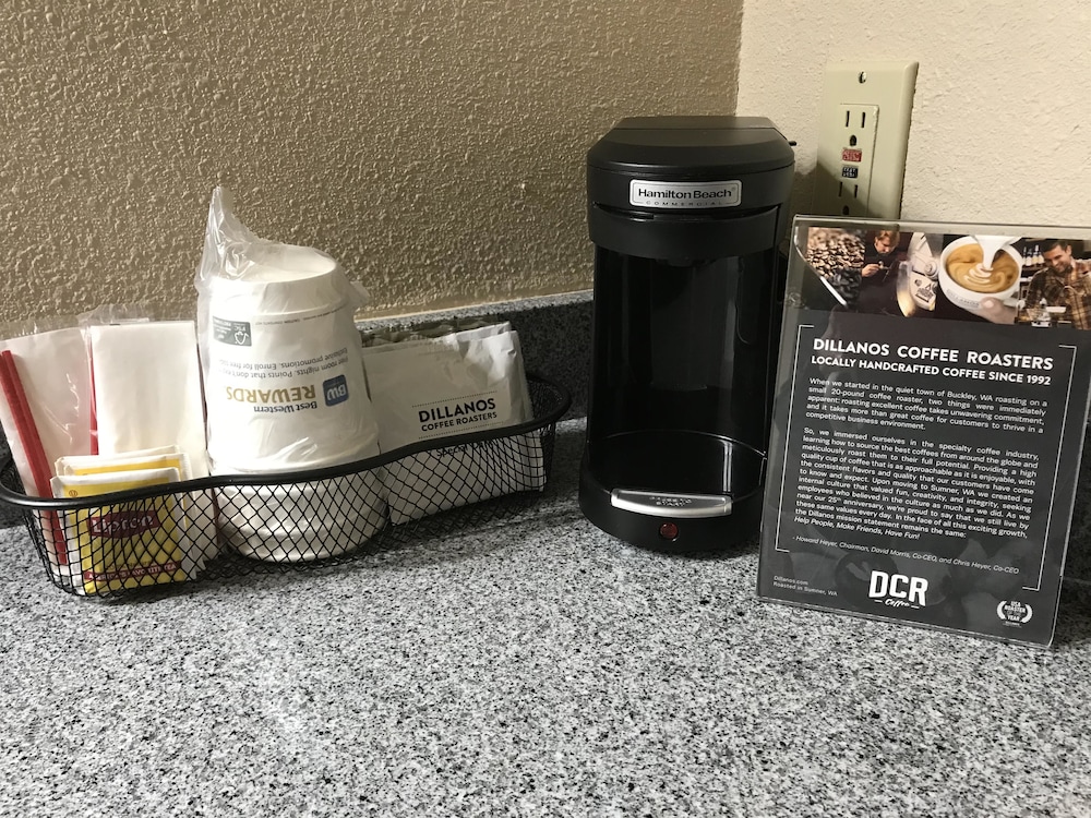 Best Western Lakewood 22/38