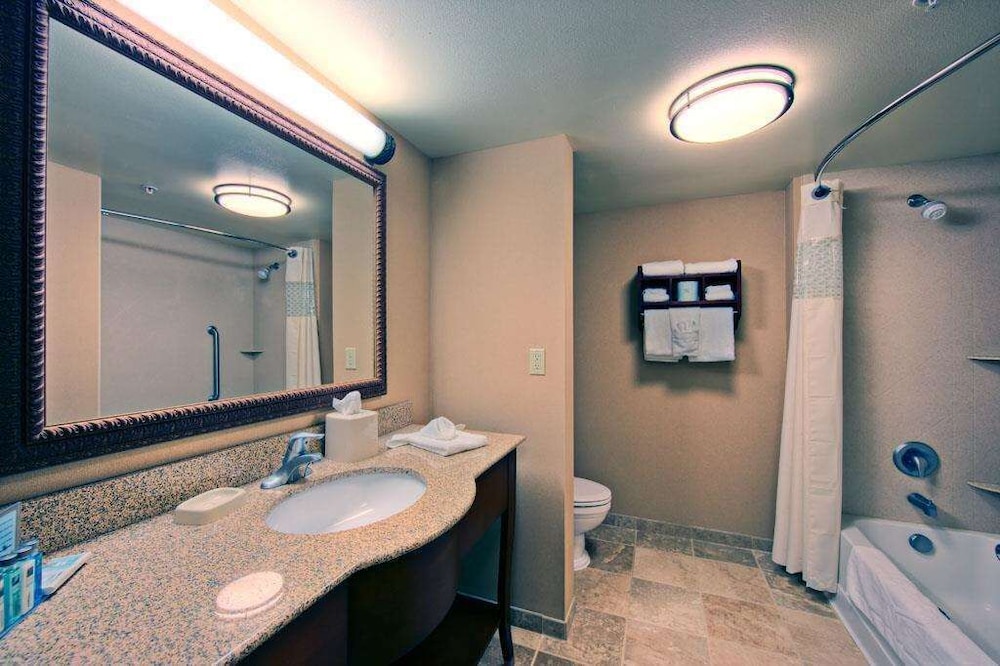 Hampton Inn Sheridan 16/34