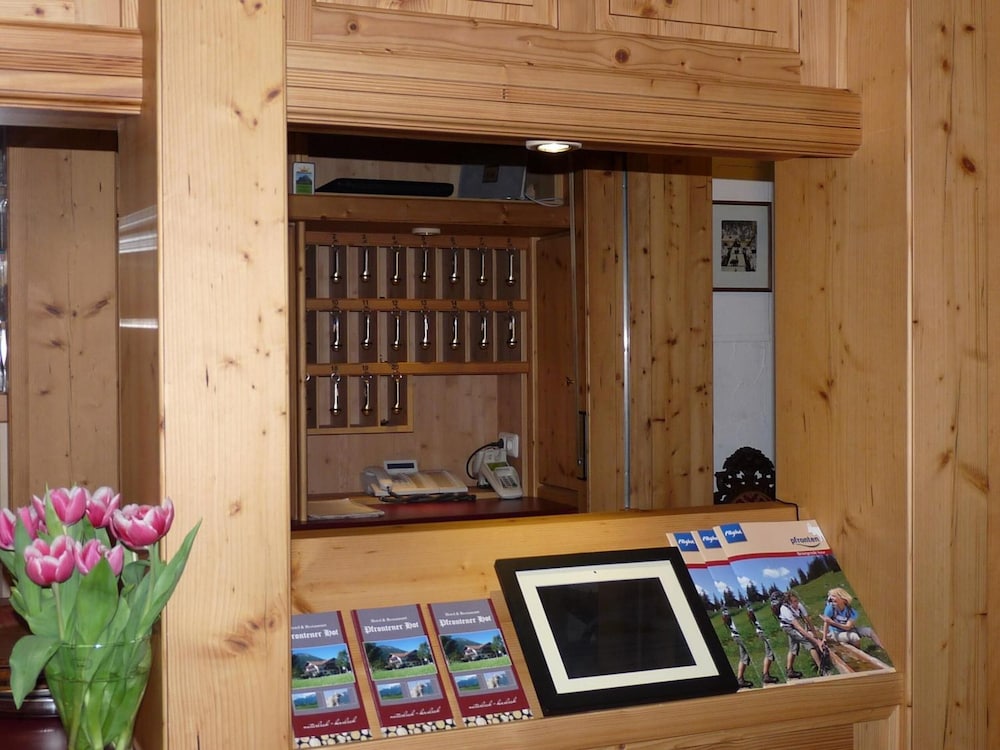Pfrontener Hof 17/64