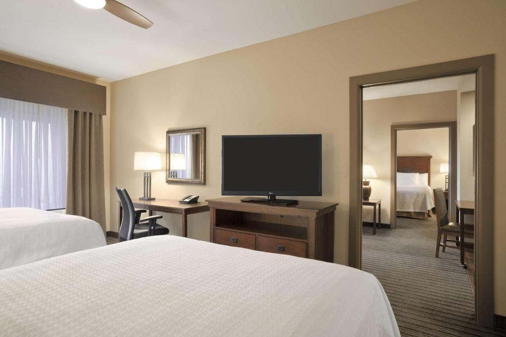 2 Bedrooms, Suite, 2 King Beds, 2 Bathrooms, Accessible