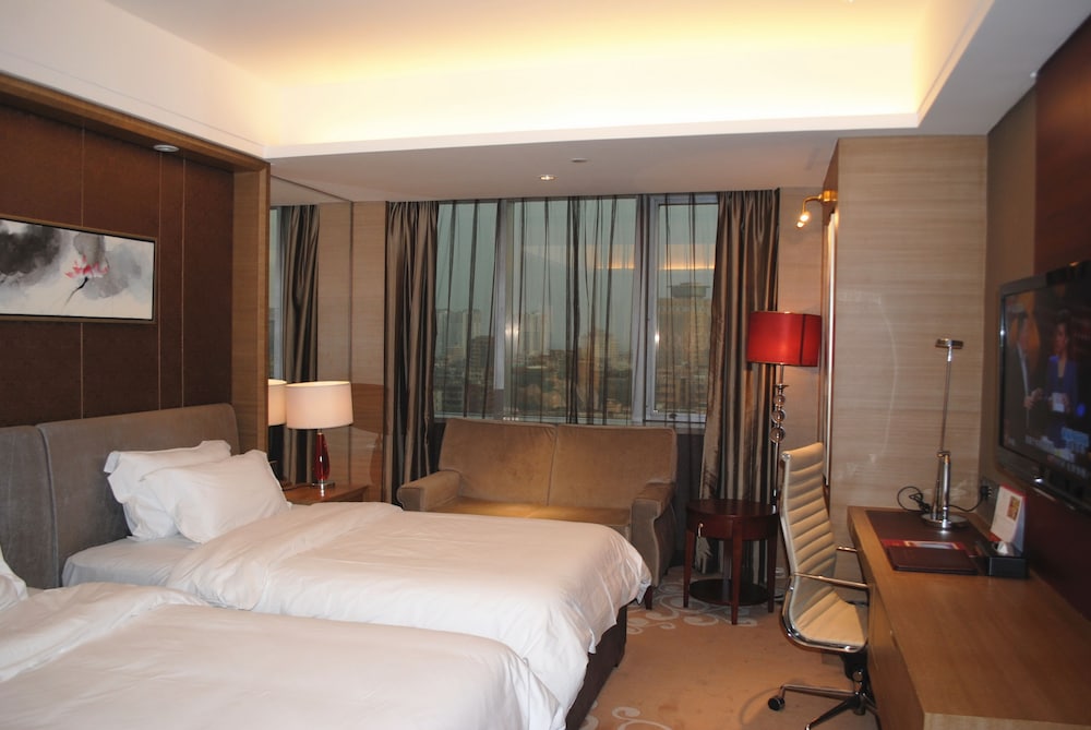 GUANGZHOU NEW CENTURY HOTEL 25/65