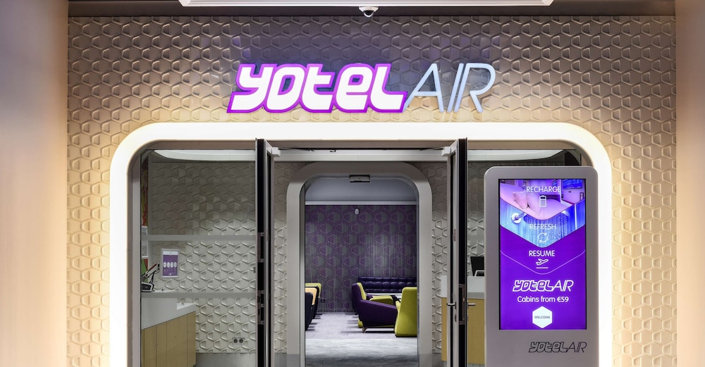 YOTELAir Paris CDG - Transit Hotel 18/32