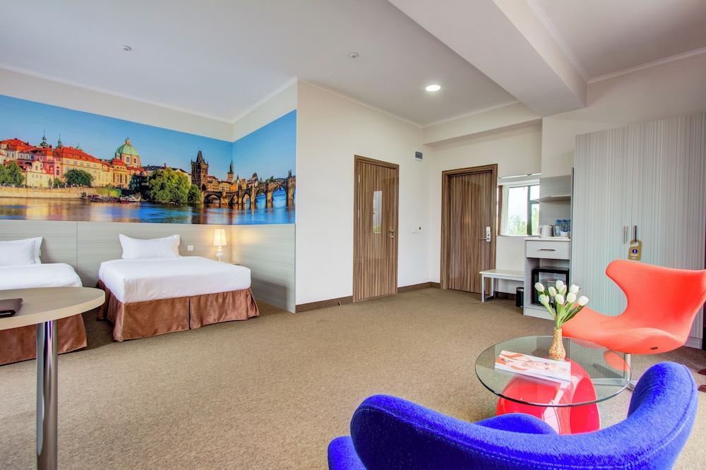 Bridges Hotel 34/50