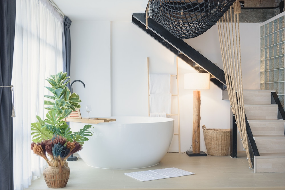 Yolo Bangkok Boutique Hotel 6/50