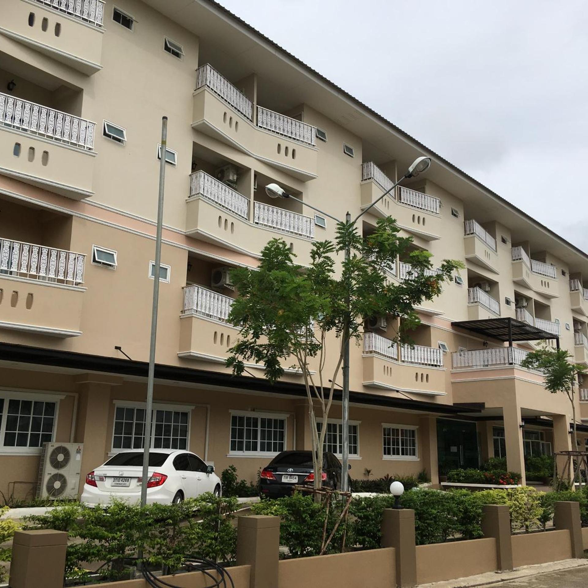 Boonbundal Hotel 3/50