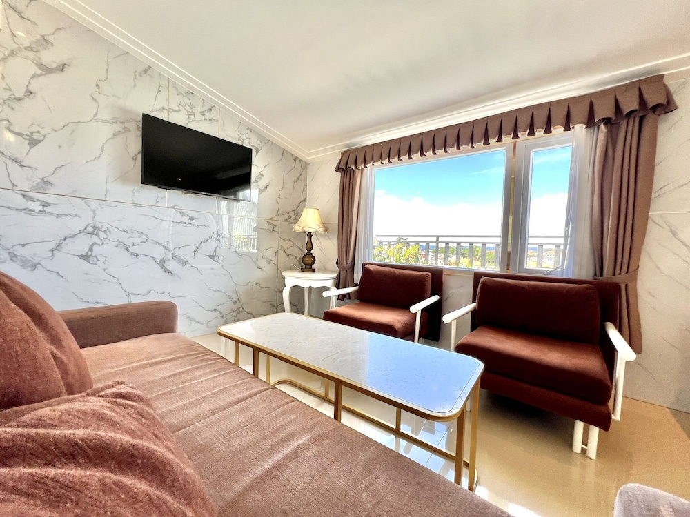 Tulip Hotel 3 59/81