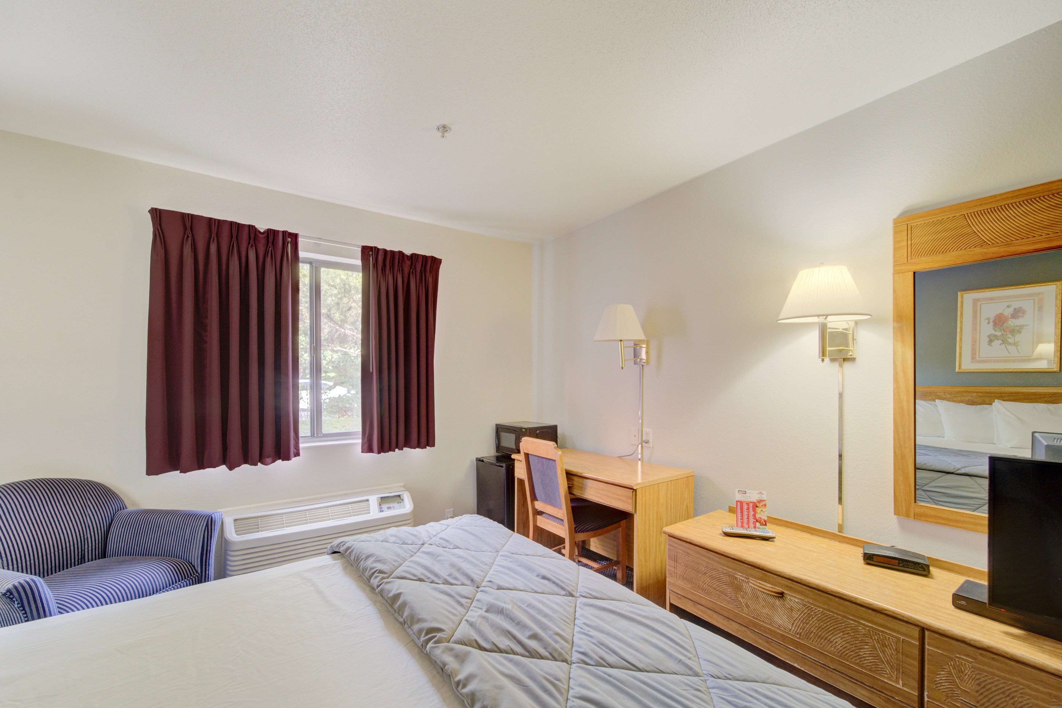 Capital O Amerihost Inn and Suites Fulton Hwy 54 MO 23/63