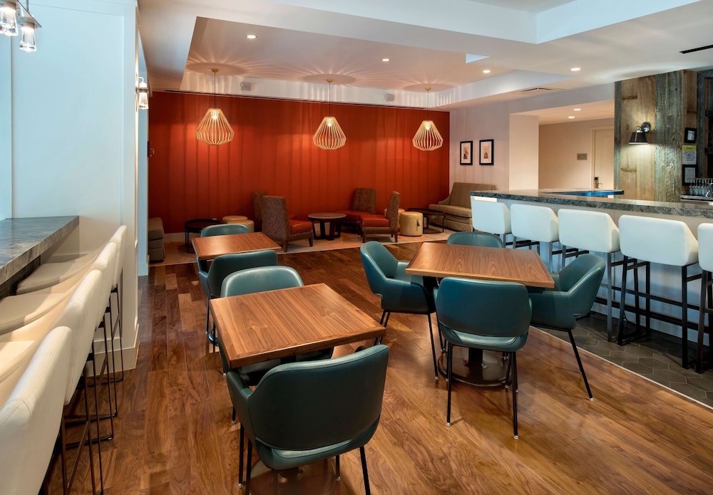 The Hayes Street Hotel, Trademark Collection by Wyndham 54/63