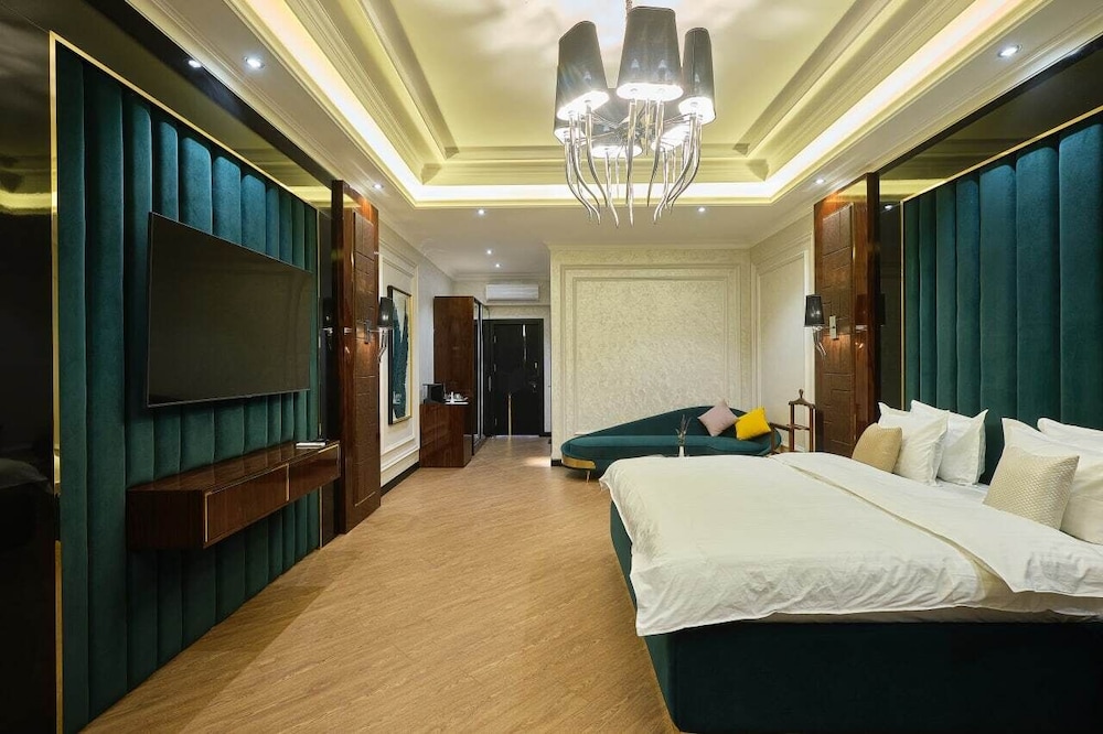East Star Hotel 10/50