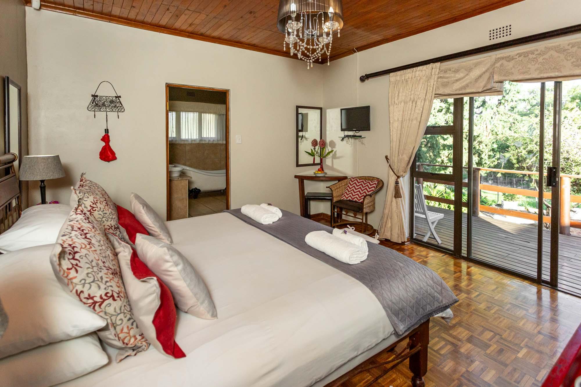 Room, 4 People, King and Twin Beds