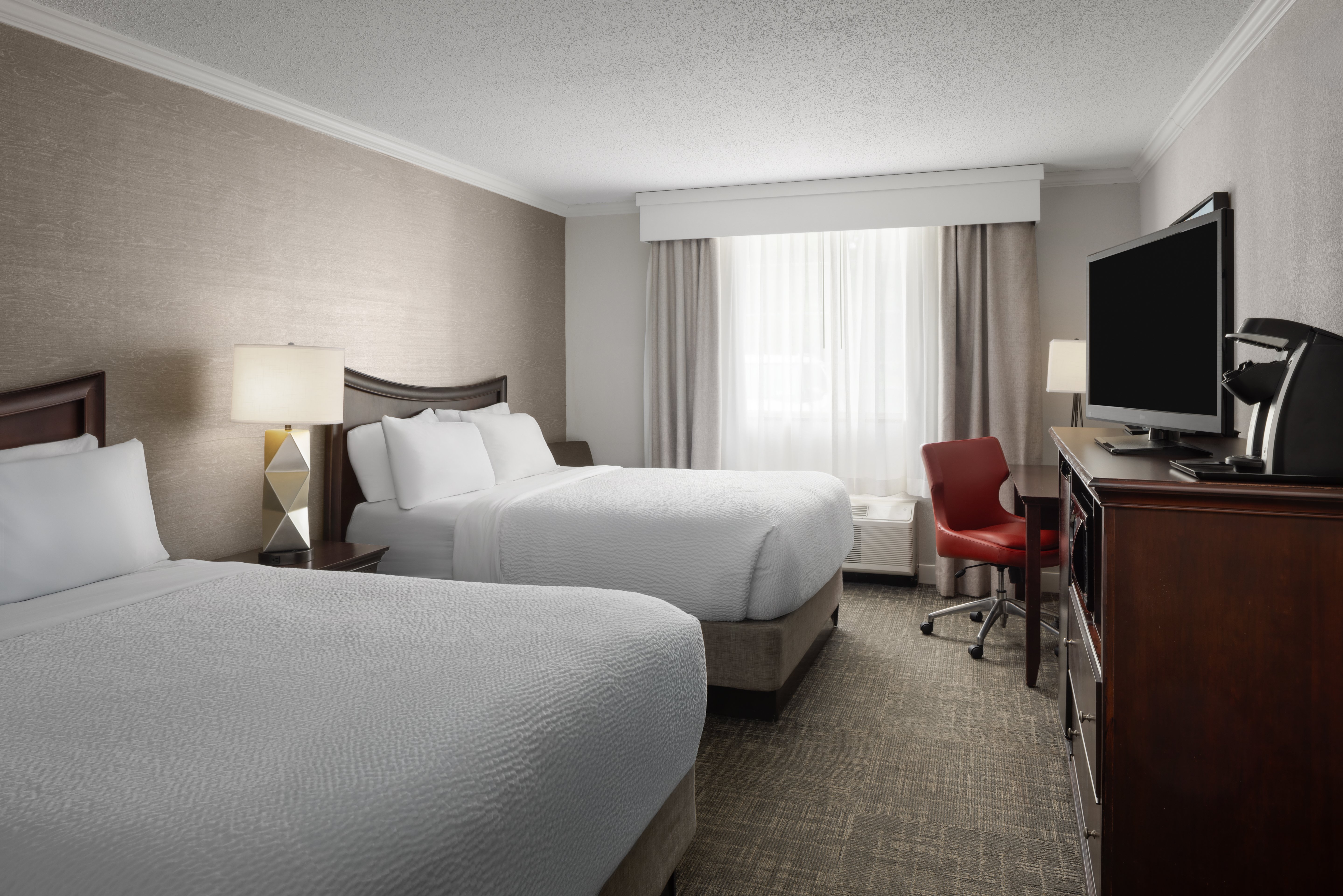 Holiday Inn Resort Lake George Adirondack Area 12/69