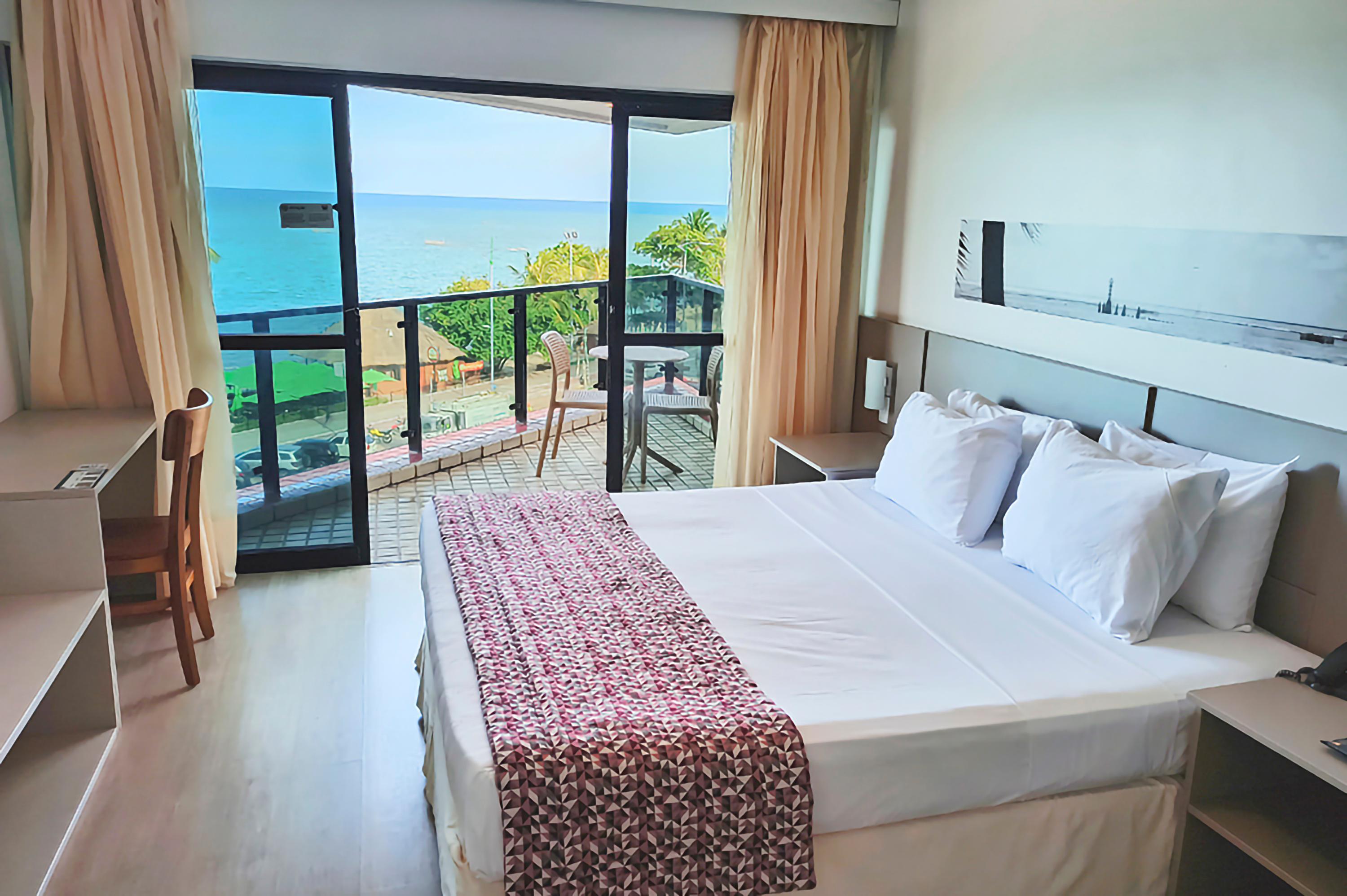 Superior, Sea View