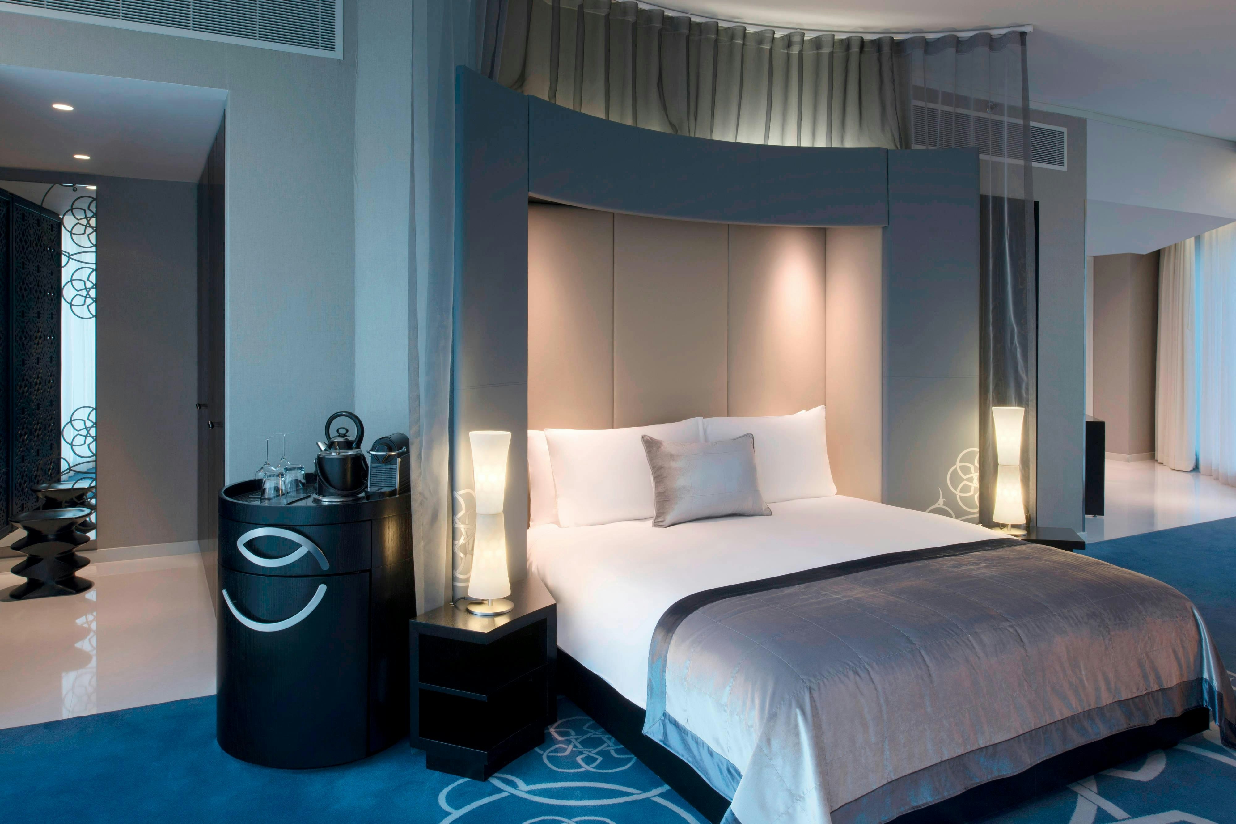 Room, King Bed