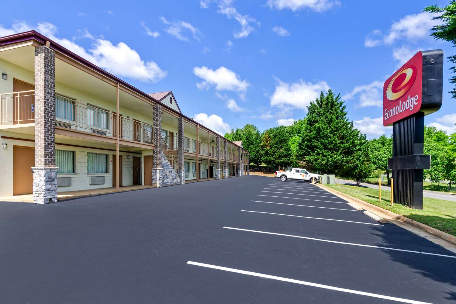 Econo Lodge Lynchburg, VA 41/50