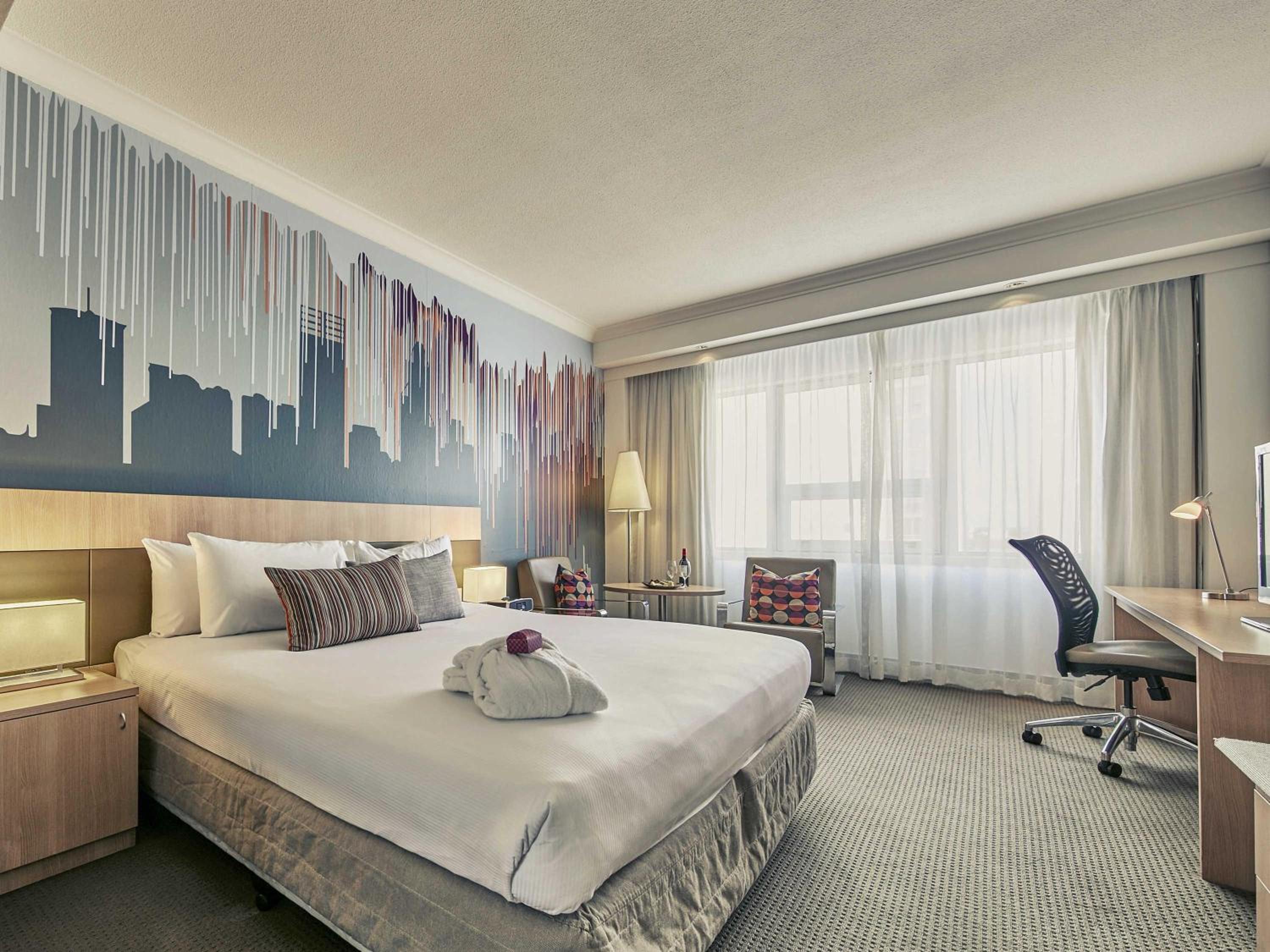 Privilege, Suite, King Bed, Queen Bed