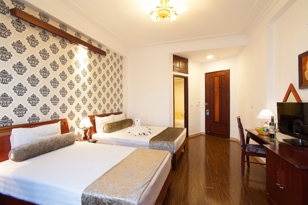 Luxury Hotel 16/58