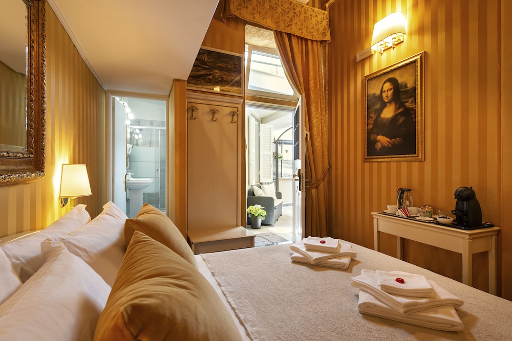 Canova Rooms 13/42