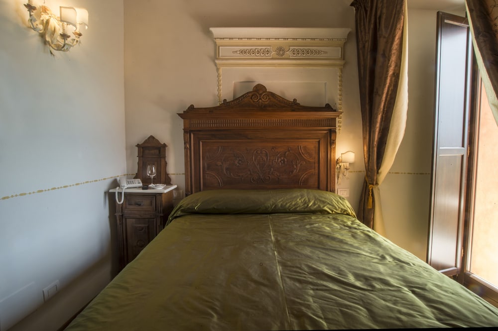 Palazzo Pacini 20/77