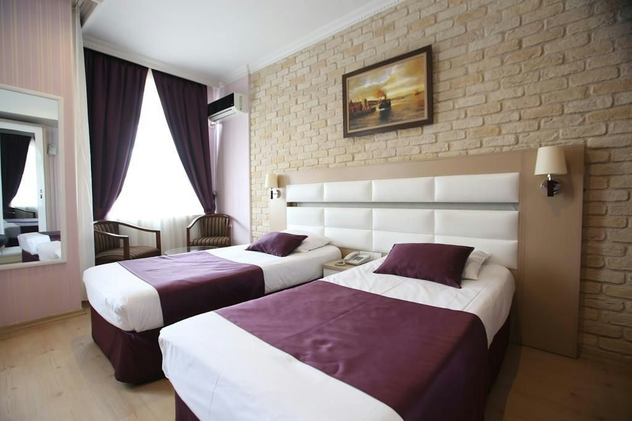 Nil Hotel 10/61