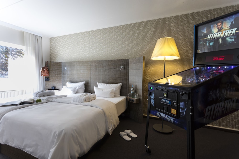 Pentahotel Reading 6/60