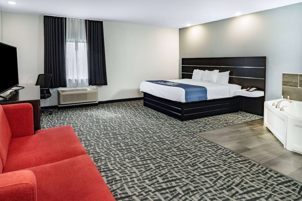 Days Inn Suites By Wyndham Horn Lake Graceland Area 20/29