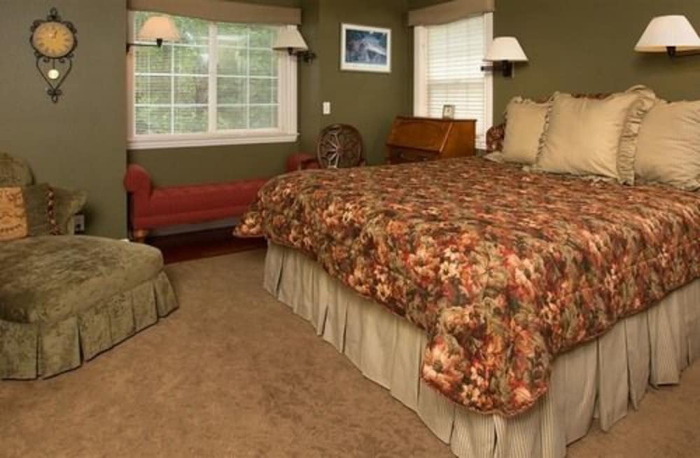 Dunbar House Inn And Event Property 10/50