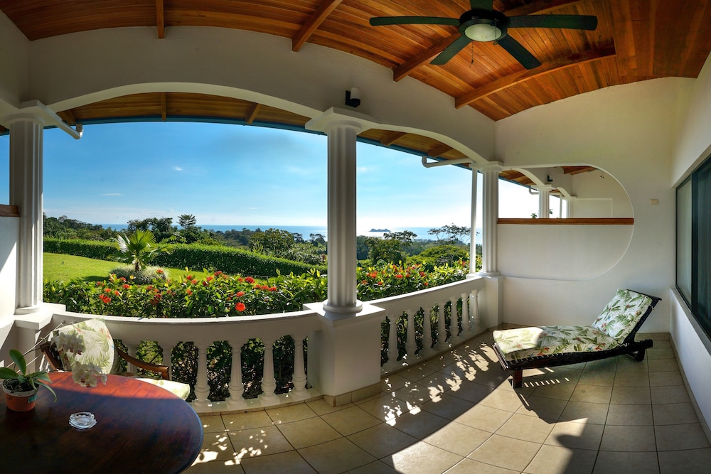 Cristal Ballena Boutique Hotel & Spa 37/57