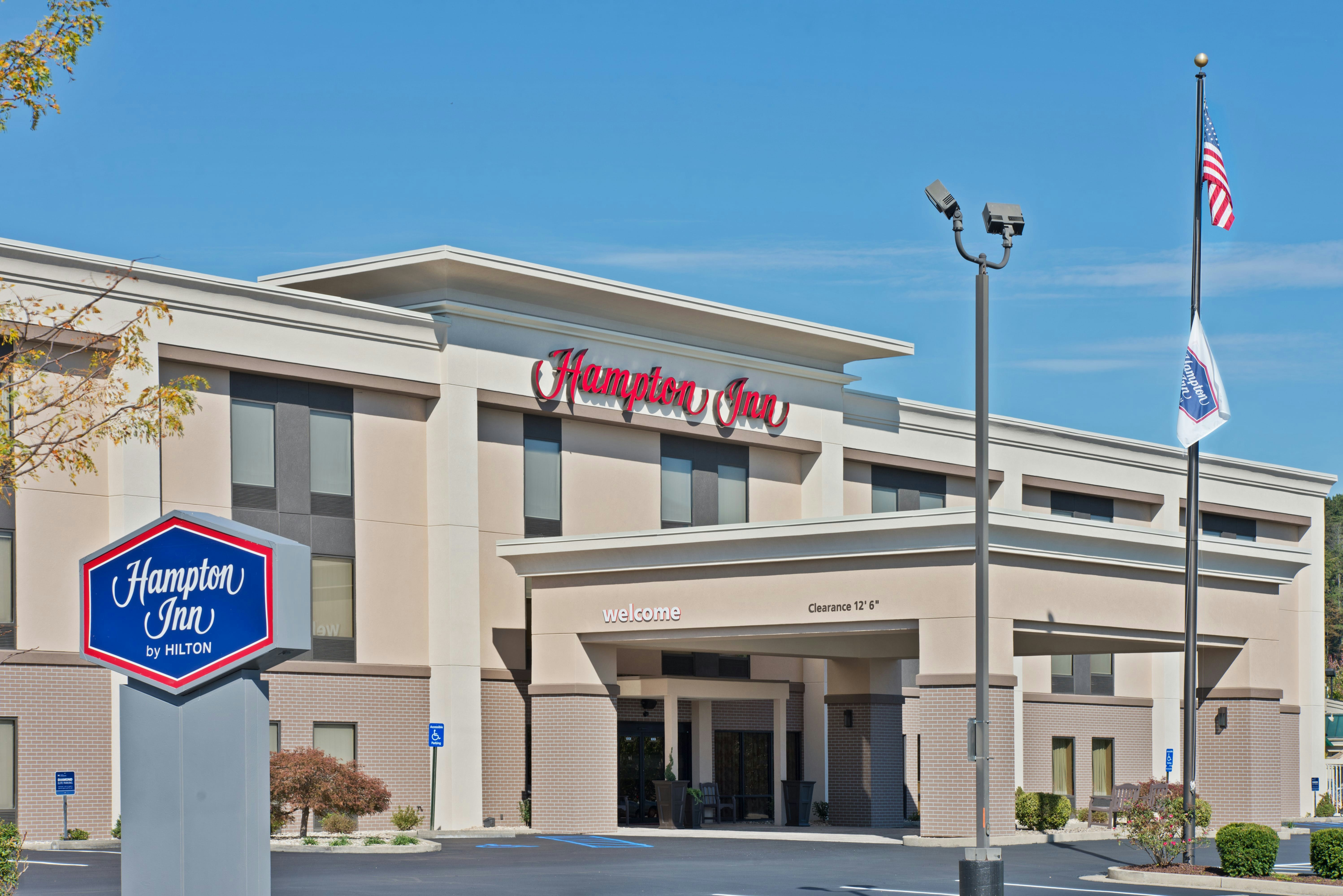 Hampton Inn Winfield/Teays Valley 2/43